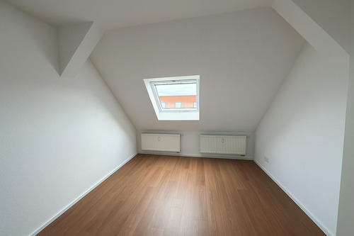 Schlafzimmer (vor Vermietung) - Etagenwohnung mit 39,80 m&sup2; in Leipzig zum Kaufen