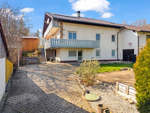 Ostansicht - 6 Zimmer Einfamilienhaus zum Kaufen in Wiedergeltingen