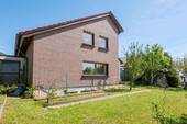 Hausansicht vom Garten - 