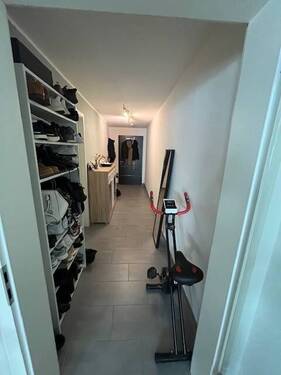 Flur 1.jpg - Etagenwohnung mit 66,90 m² in Bergisch Gladbach zur Miete