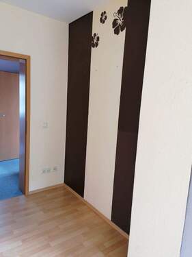 Blick zum Eingangsbereich - 