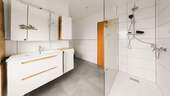 Badezimmer EG Wohnnung - 