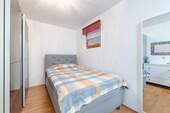 Schlafzimmer UG - 