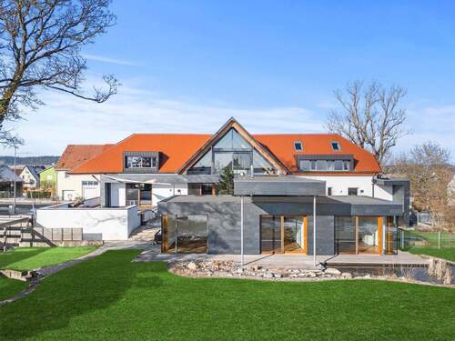 Bild 1 - Ehemalige Kartonagenfabrik erstrahlt als außergewöhnliches Wohnhaus in neuem Glanz