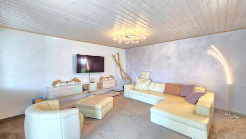 Bild 1 - 9 Zimmer Mehrfamilienhaus, Wohnhaus zum Kaufen in Ühlingen-Birkendorf