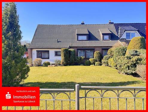 Hausansicht - Gepflegte Doppelhaushälfte in ruhiger Sackgassenlage