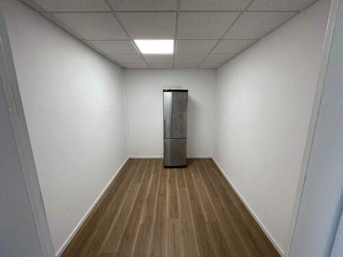 Archiv / Lager für Chef - 