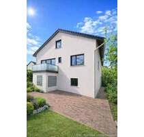 Freistehendes Haus mit Einliegerwohnung & Ausbaupotenzial im Dachgeschoss 70qm- Groß-Karben - Karben / Groß-Karben