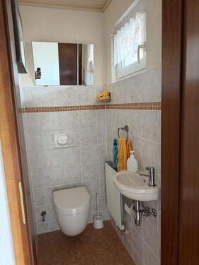 Gäste-WC Eingangsbereich - 