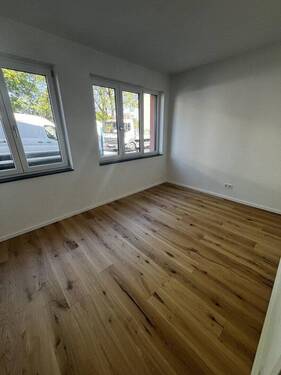 Schlafzimmer 2 - Etagenwohnung mit 87,00 m&sup2; in Frechen zur Miete