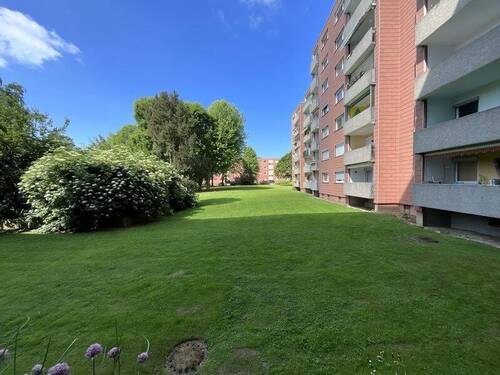 Blick vom Balkon-2 - Etagenwohnung mit 49,50 m&sup2; in Braunschweig zum Kaufen