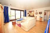 IMG_4121.JPG - Großzügige 3-Zimmer-Wohnung mit Balkon und Blick ins Grüne