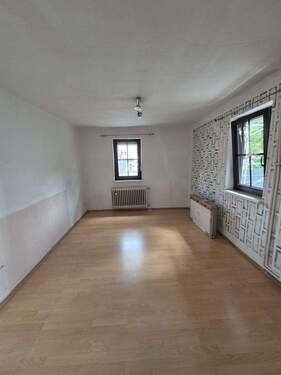 Bild 1 - Reihenhaus in Sinntal-Sterbfritz - 4 Zimmer, 91?m² Wohnfläche - ab sofort verfügbar