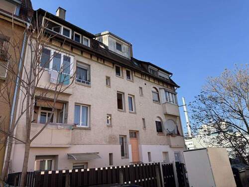 rückwärtige Ansicjt - Etagenwohnung mit 53,00 m&sup2; in Stuttgart / Bad Cannstatt zum Kaufen