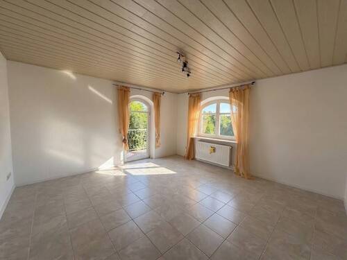Wohnbereich - Helle 2-Zimmer Wohnung in ruhiger Lage!