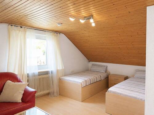 Dachgeschoss-Zimmer - 