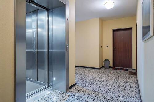 Schwerlastenaufzug - 