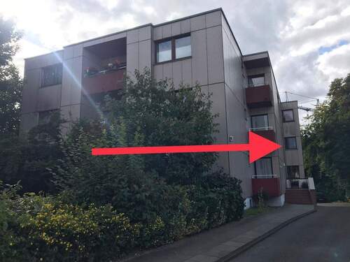 Bild 1 - 3-Zimmer-Etagenwohnung mit Balkon und Garage in Eutin zu verkaufen - ansprechend und sofort frei
