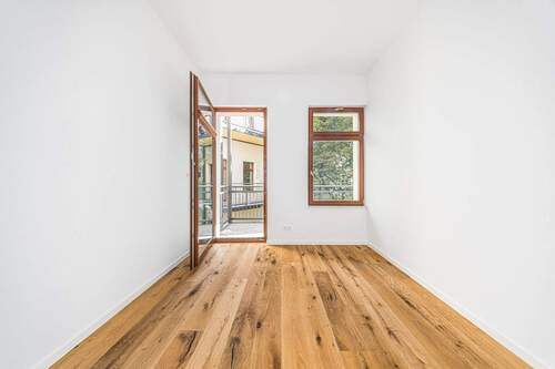 Schlafzimmer 1 - 5 Zimmer Etagenwohnung in Leipzig