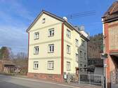 Hausansicht - 1 Zimmer Mehrfamilienhaus, Wohnhaus zum Kaufen in Schönau