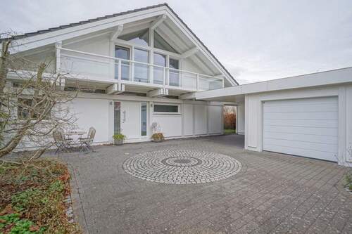 Frontaufnahme - 5 Zimmer Einfamilienhaus zum Kaufen in Geestland