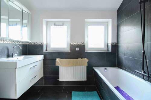 Badezimmer 2 1. OG - 