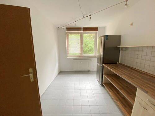 Küche - 2 Zimmer Etagenwohnung zur Miete in Plauen