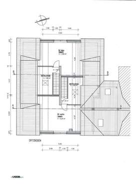 Zeichnung Haus_Spitzboden - 