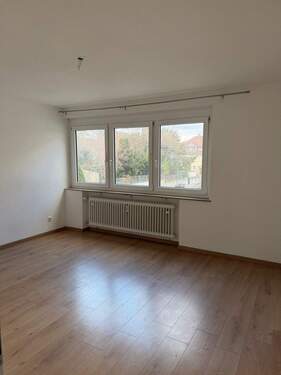 Zimmer - Etagenwohnung mit 52,00 m&sup2; in Singen zum Kaufen