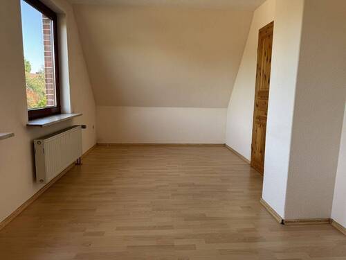 Schlafzimmer (2).JPG - 