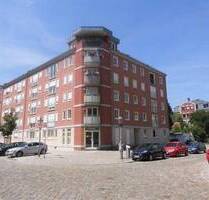 Schöne 2 - Zimmer - Wohnung mit Balkon und Personenaufzug am Bonhoeffer Platz - Dresden Löbtau-Süd