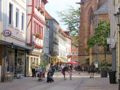 Hohe Kundenfrequenz - Gewerbeobjekt (Büro, Produktion, Verkauf) zur Miete in Neustadt