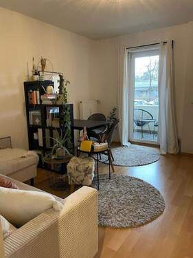 Wohnen/Arbeiten/Essen - 1 Zimmer Etagenwohnung in München