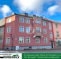 Großzügige Wohneinheiten im zentralen MFH - Wunsiedel