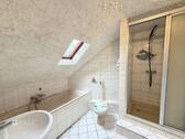 Badezimmer DG - 
