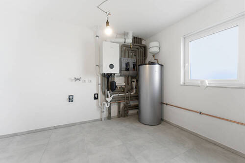 HWR mit Heizungsanlage - 
