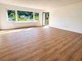 Wohnzimmer - 3 Zimmer Etagenwohnung zur Miete in Schönau