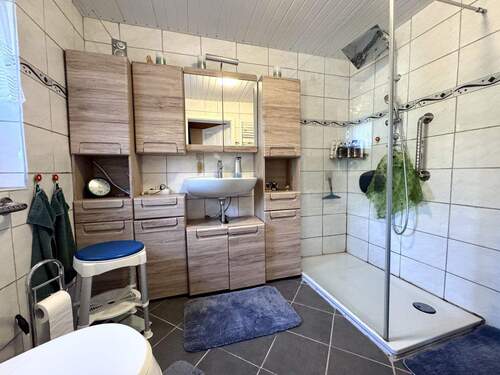 Duschbad WHG rechts - 