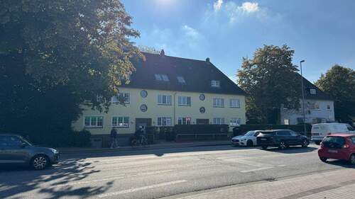 Straßenansicht - Rentables Mehrfamilienhaus in Norderstedt