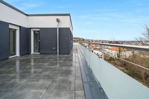 DACHTERASSE - Etagenwohnung mit 100,00 m&sup2; in Neu-Anspach zum Kaufen