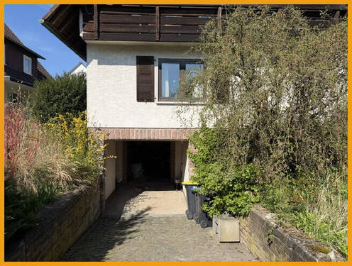Einfahrt Garage - 