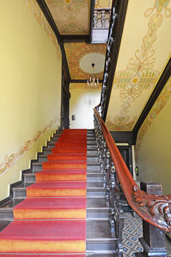 Treppenhaus - 2 Zimmer Etagenwohnung zum Kaufen in Berlin
