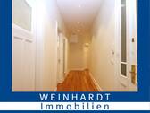 Flur - Exklusive Altbauwohnung mit Charme - 4 Zimmer, Balkone, beste Lage