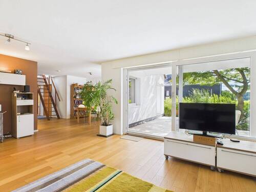 heller Wohn- Essbereich - 5 Zimmer Einfamilienhaus in Wiesbaden