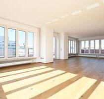 AIGNER - Lichtdurchflutete 4-Zimmer Penthousewohnung mit großer Dachterrasse in zentraler Lage - München Ludwigsvorstadt-Isarvorstadt