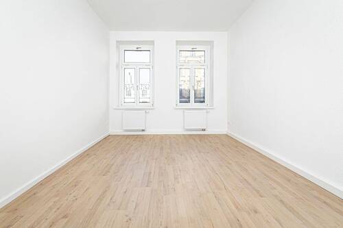 Wohnzimmer - Altbaucharme & moderner Komfort - 3 Zimmer mit Parkett und Dusche in der Mockauer Straße