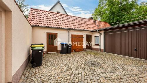 Nebenhaus - 