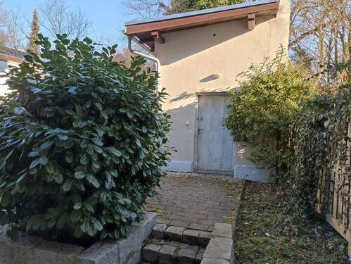 Garten mit Schupfen - 