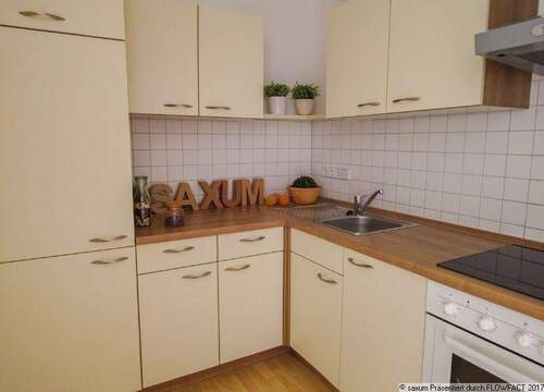 Küche mit EBK - 2 Zimmer Etagenwohnung in Chemnitz