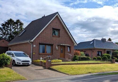 Straßenansicht II - 